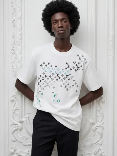 LVE Men Black Tshirt